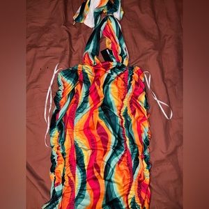 Fashion nova outshine the sunshine mini dress
Size:m